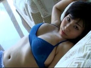 Banana Eating porn & sex videos in high quality at RunPorn.com