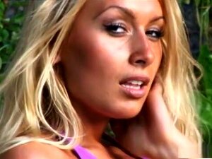 Blonde Porn porno en volwassen videos in hoge kwaliteit op ...